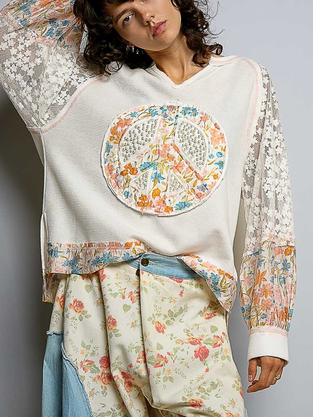 NWT POL Bohemian Cream Floral Peace Sign Patch Top S M L